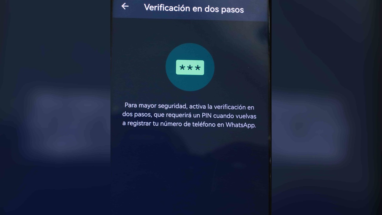 Evita fraudes activa la verificación de dos pasos en WhatsApp POSTA