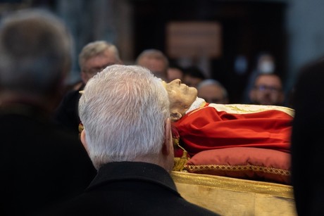 Arzobispo de Monterrey acude al funeral de Benedicto XVI POSTA Nuevo León