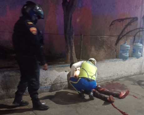 Hombre muere por arma punzo cortante en la vía pública POSTA Nuevo León