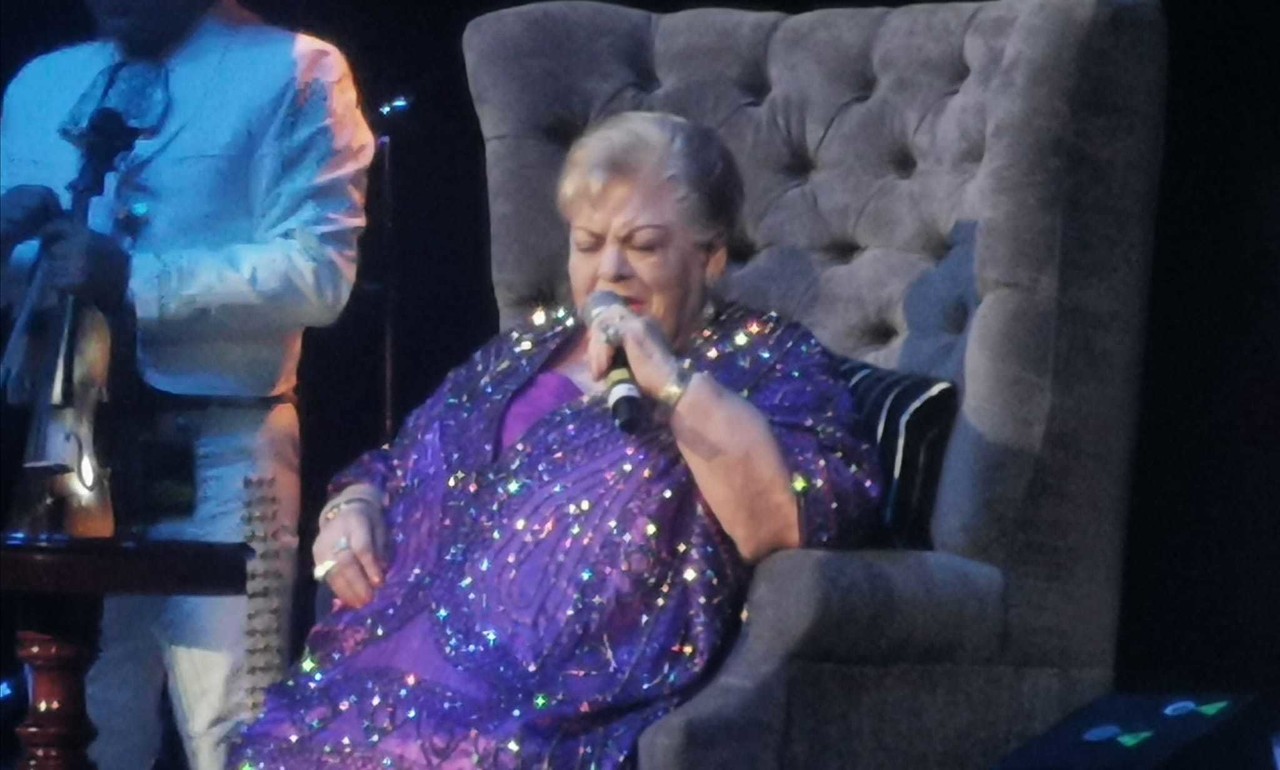 Paquita la del Barrio y Ana Bárbara conquistan al público de Monterrey