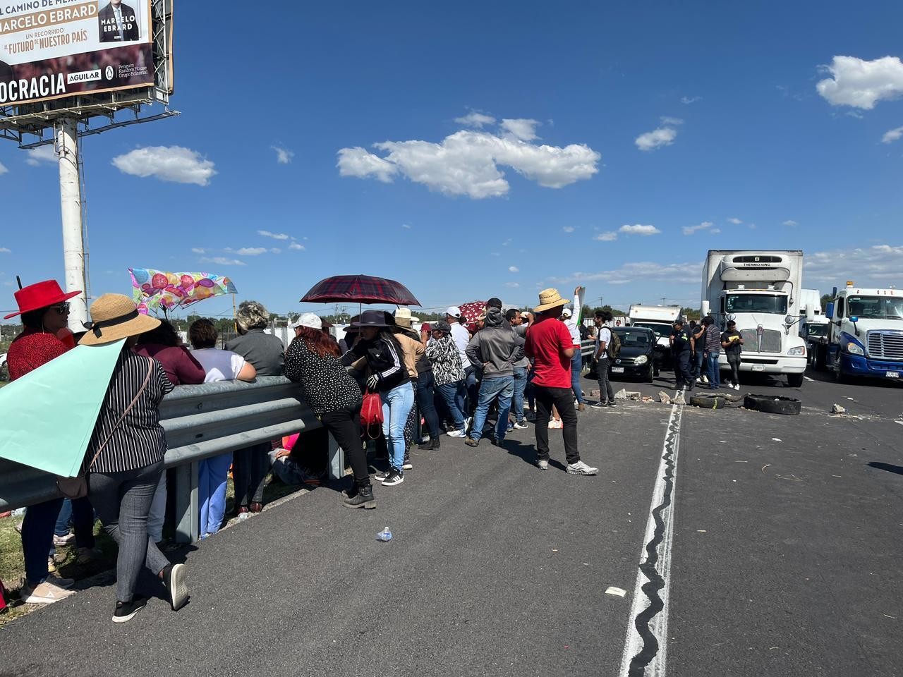 Video Bloquean El Circuito Exterior Mexiquense Por Disputa Territorial