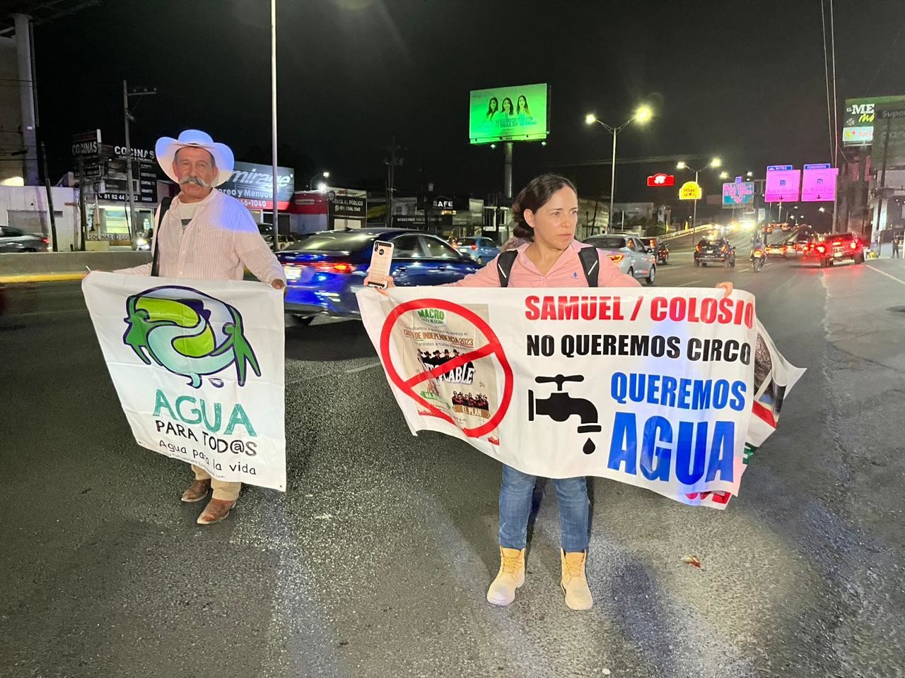 Ciudadanos Cierran Vialidades En Protesta Por Falta De Agua En Nuevo