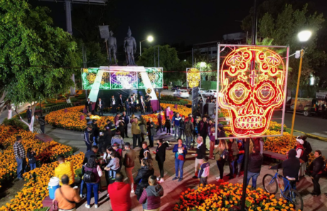 Día de Muertos Instalan ofrendas monumentales en Ecatepec POSTA