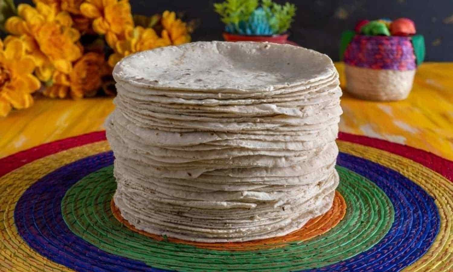 Kilo de tortilla llega hasta 122 pesos en CDMX