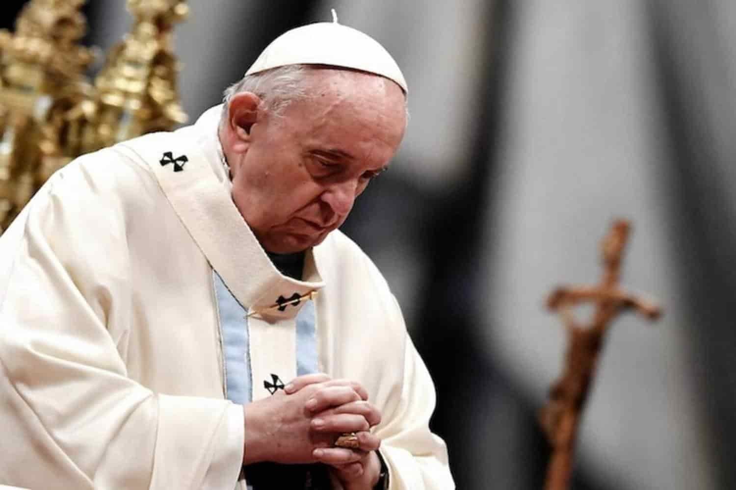 Papa Francisco condena compra de armas en conflicto Ucrania