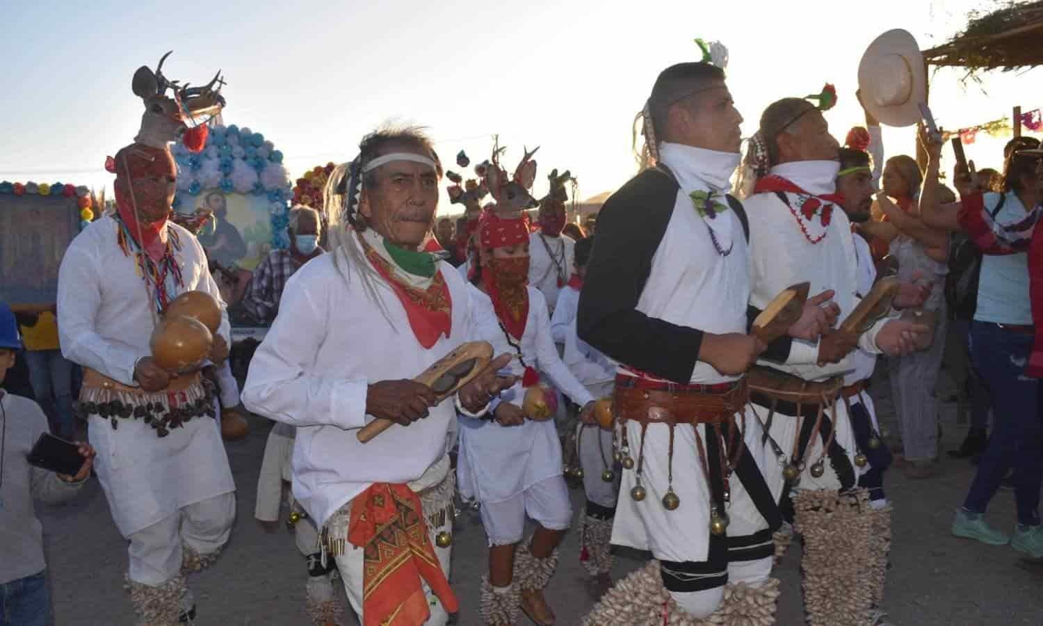 Realizan mayos procesión para pedir lluvia en Sonora