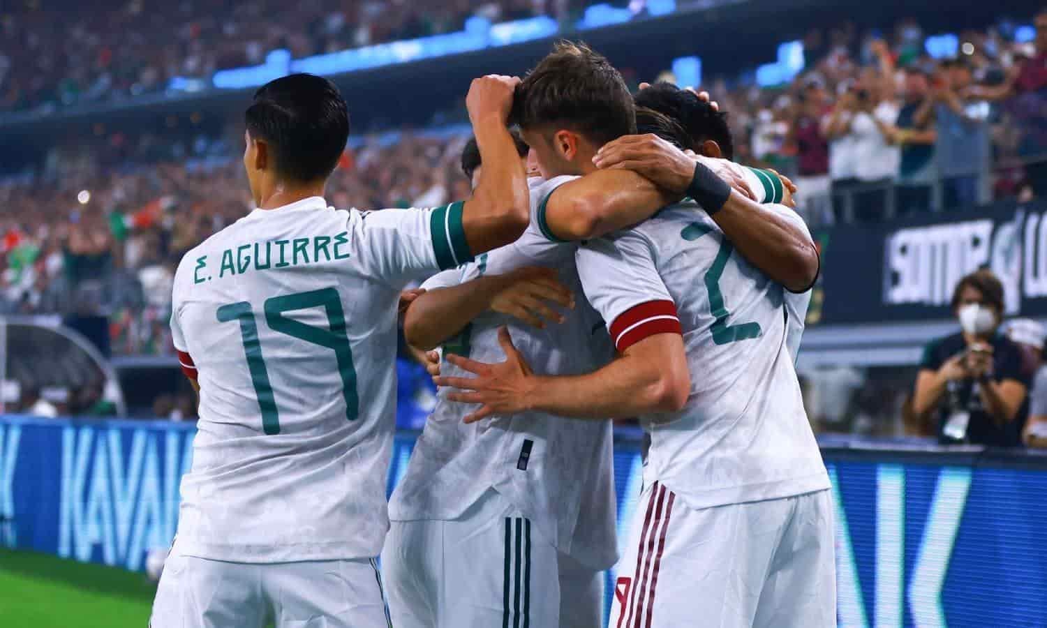 México vence 2-1 a Nigeria en su partido amistoso