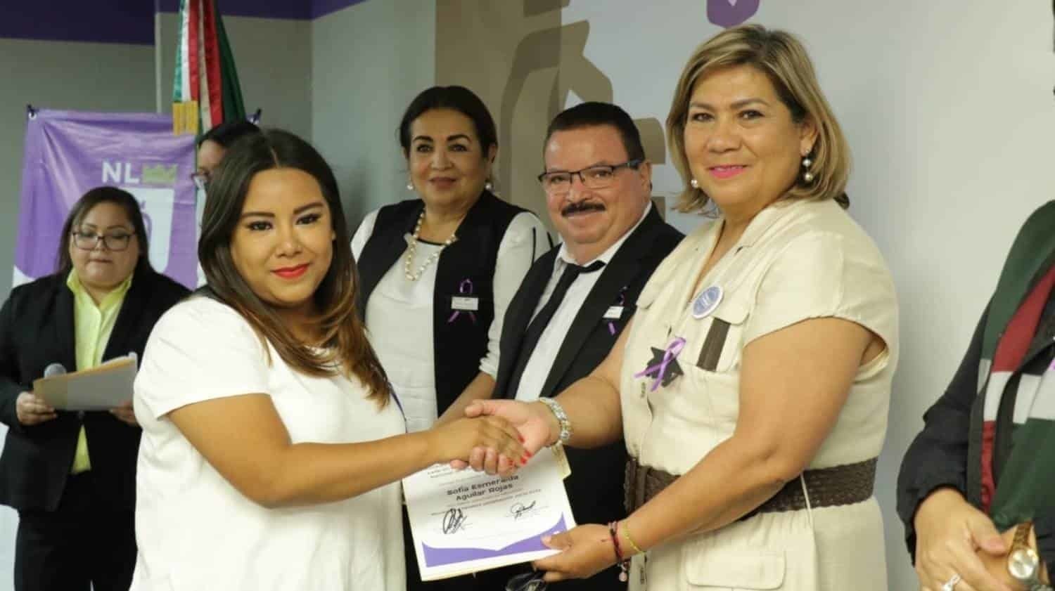 Entregan Certificados A Primera Generación Del Inea 6046