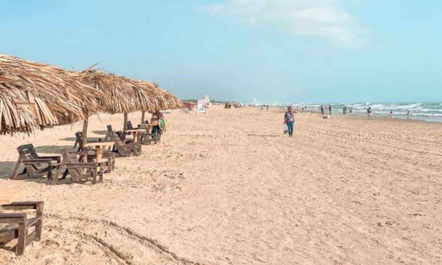 Turista regio muere ahogado en Playa Miramar