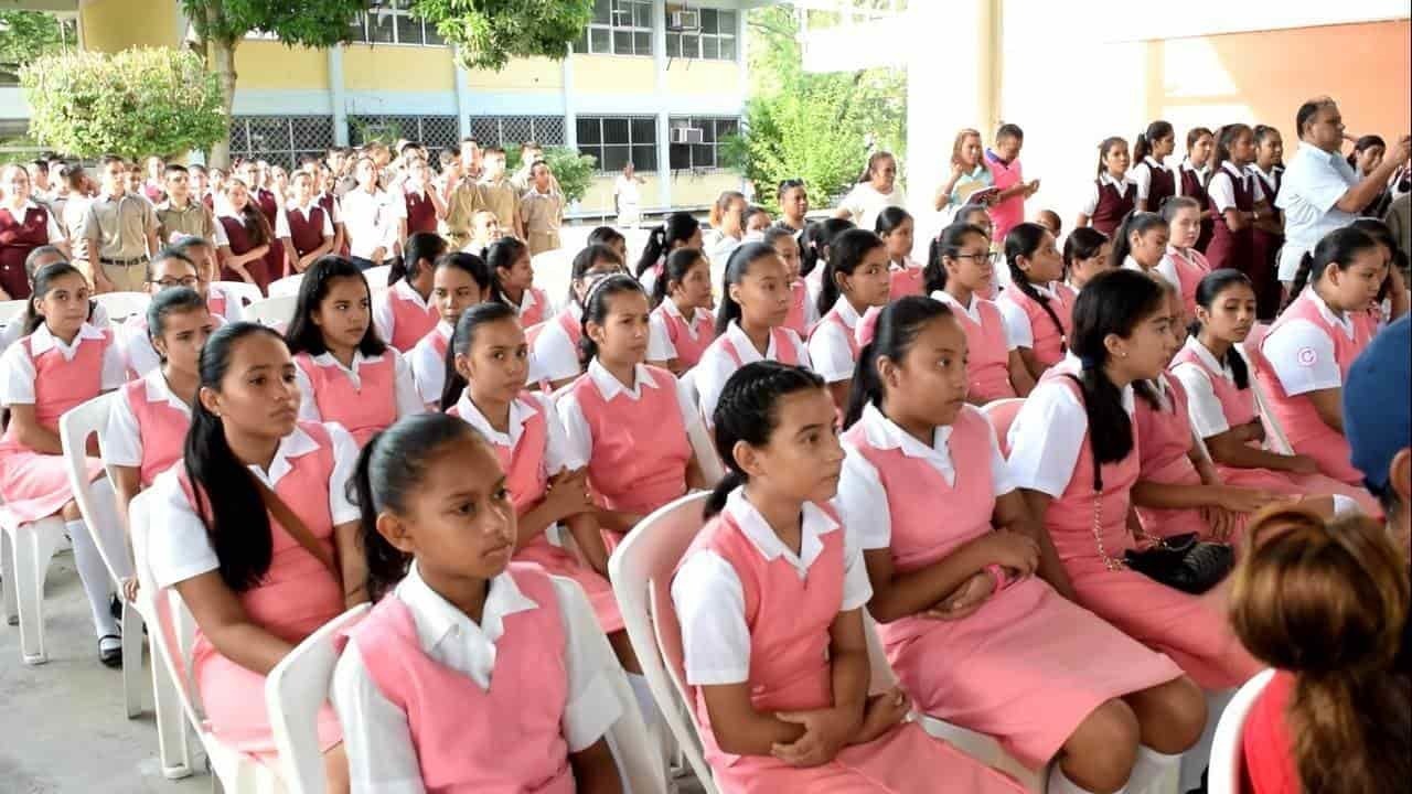 Vuelven a clase presencial 6 mil 600 escuelas tamaulipecas