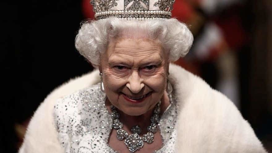 Estos extraños rumores rodearon la vida la Reina Isabel II