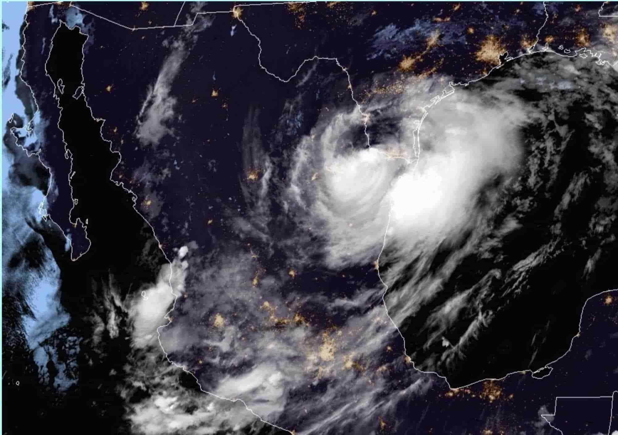 Hanna Llega A México Como Tormenta Tropical