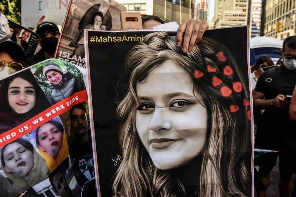 Rebelión y enojo por caso de Mahsa Amini, ¿qué está pasando?