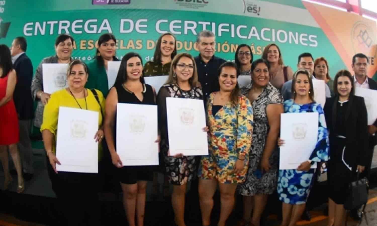 Certifican a escuelas de Educación Básica en Coahuila