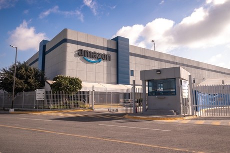 Arma Amazon mega centro de distribución en Nuevo León