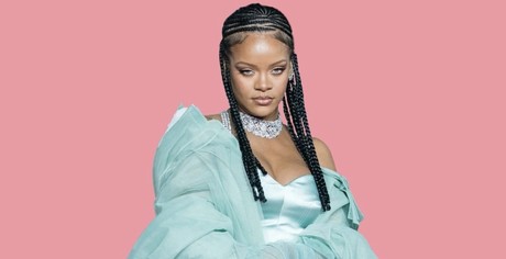 Rihanna vuelve a la música con Lift Me Up este viernes