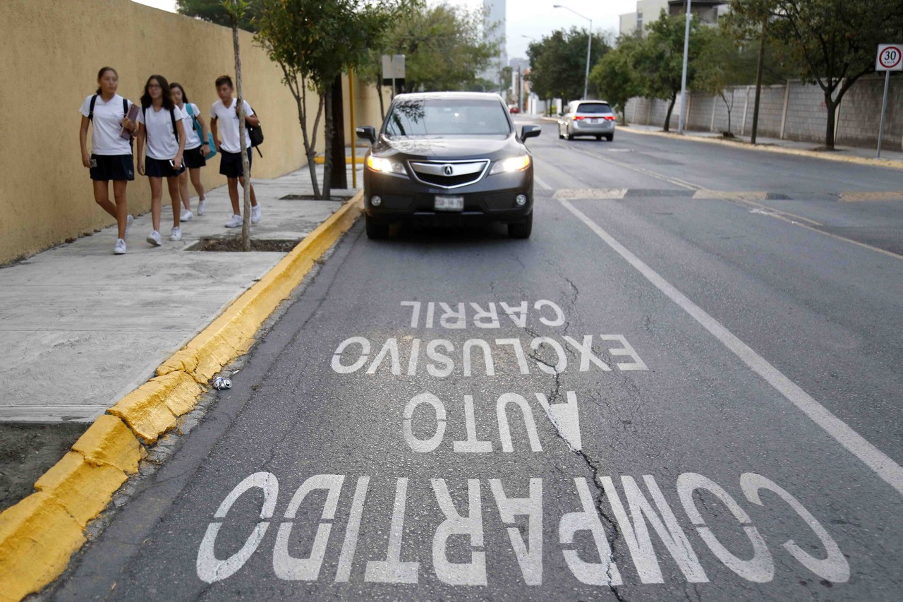 Se unirán más colegios al carpool en San Pedro