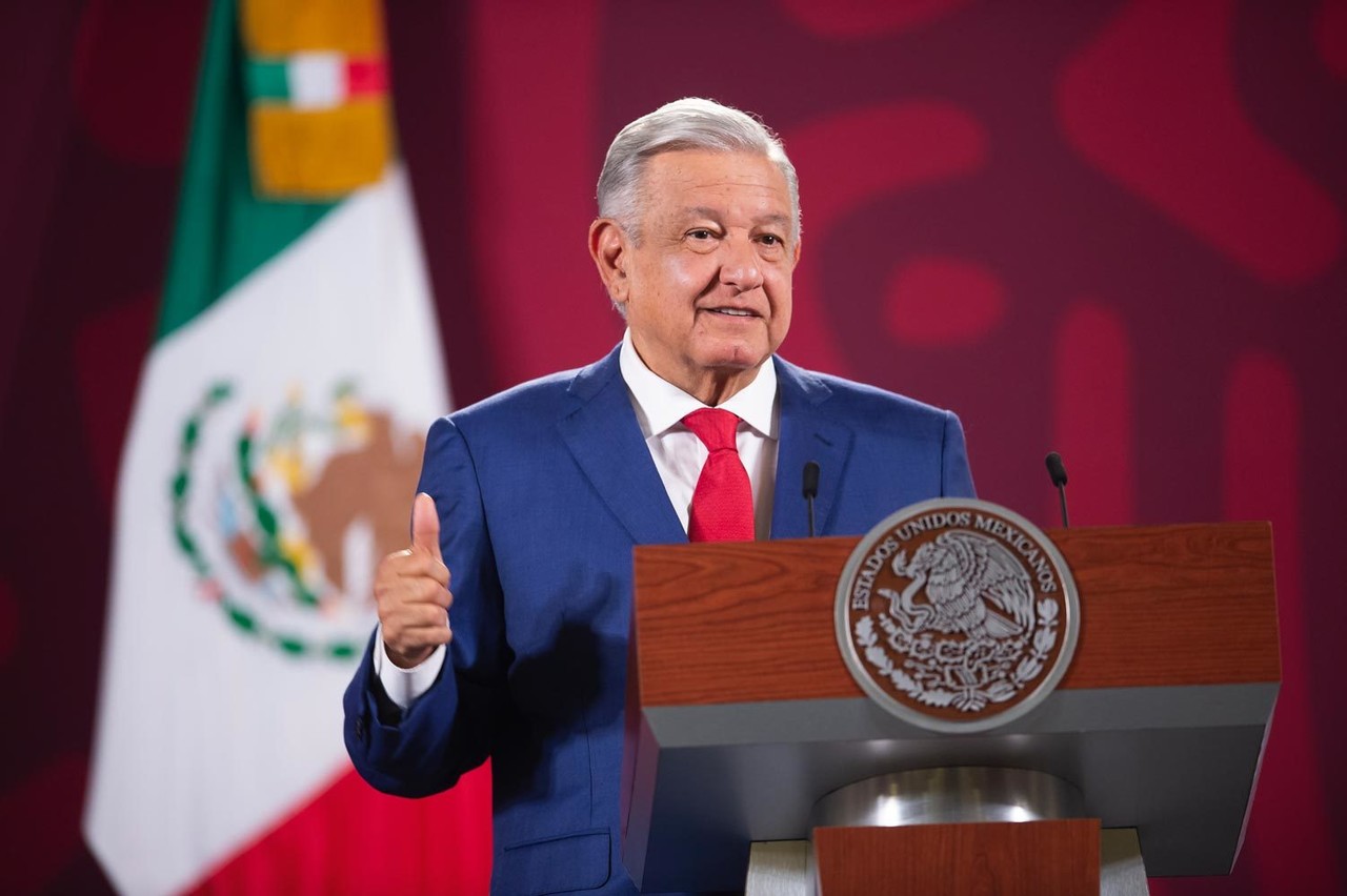 Anuncia López Obrador que realizará marcha para informe