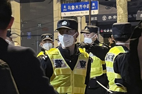 Piden renuncia de  Xi Jinping por disturbios en China