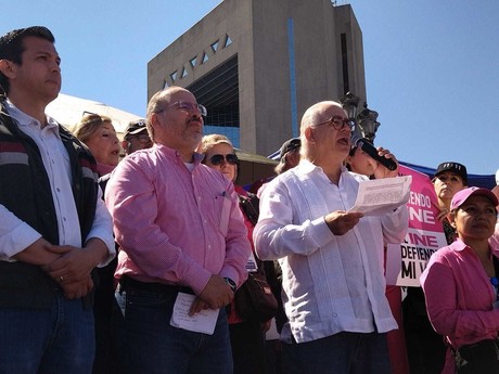 Esperan tomar Congresos ante protesta contra reforma del INE