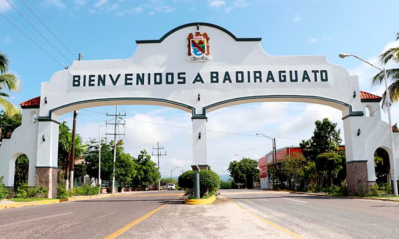Alcalde de Badiraguato construye 'Museo del Narco'