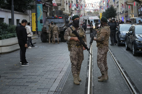 Ataque terrorista deja seis muertos en Estambul