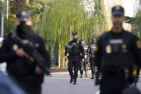 Explota carta bomba en embajada de Ucrania en España