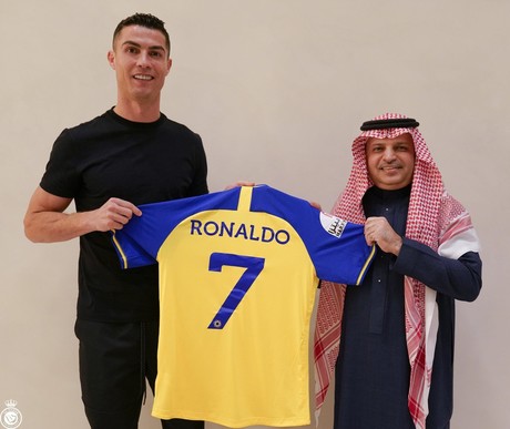 ¡Es oficial! Firma Cristiano Ronaldo con el Al Nassr