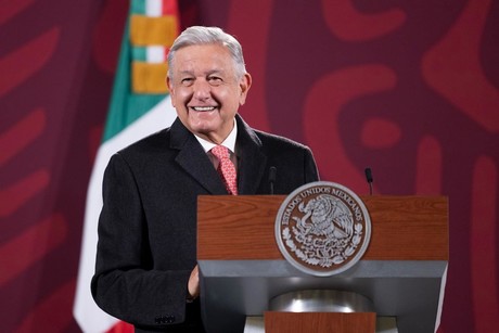Nos va a ir bien en 2023 en lo económico: López Obrador