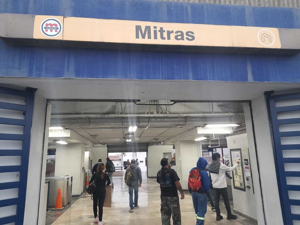 Reanudan servicio de Línea 1 del Metro; fallaban puertas