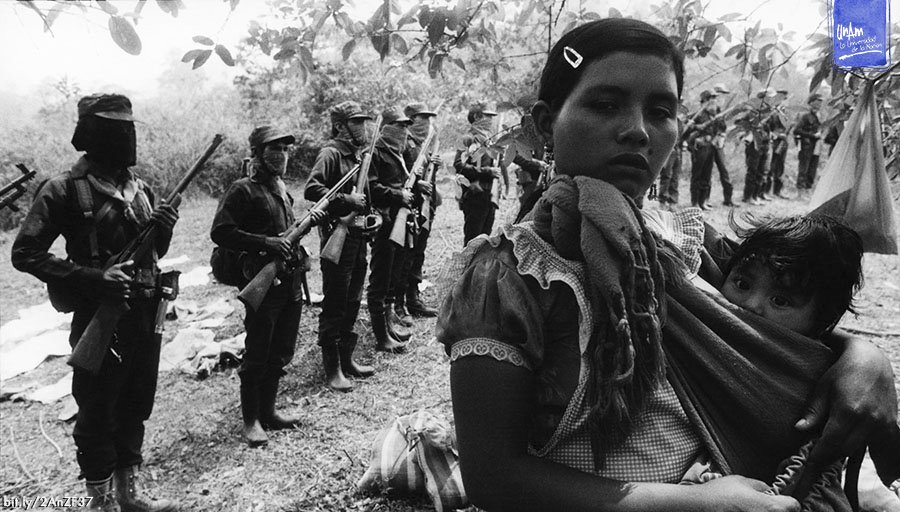 Miembros del Ejército Zapatista de Liberación Nacional.