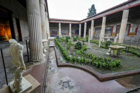 Restauran casa de presuntos esclavos de Pompeya