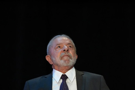 Despide Lula a jefe del Ejército de Brasil tras disturbios