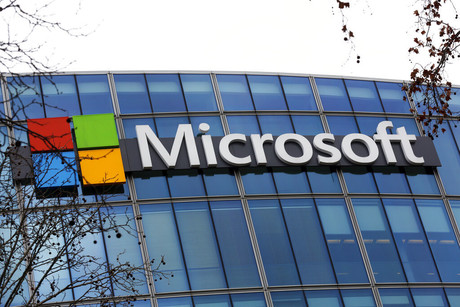 Despedirá Microsoft a 10 mil empleados de su compañía