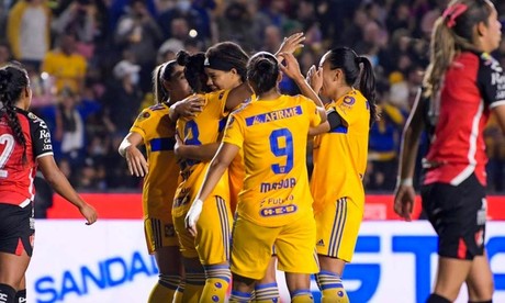 Tigres Femenil derrota 6-0 al Atlas en la jornada 1