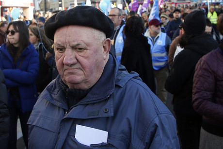 Inicia otra ronda de protestas en Francia por pensiones
