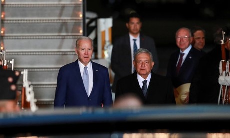 Joe Biden llega a México; se reúne con López Obrador