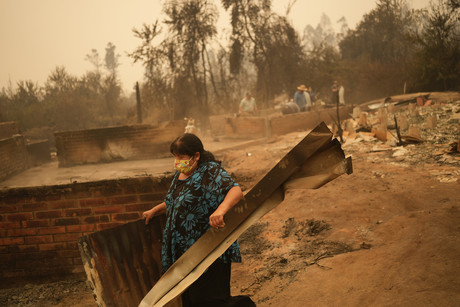 Incendios forestales en Chile provocan muerte de 22 personas