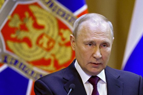Firma Putin ley que suspende pacto nuclear con EUA