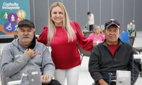 DIF Coahuila apoya a personas discapacitadas con acciones