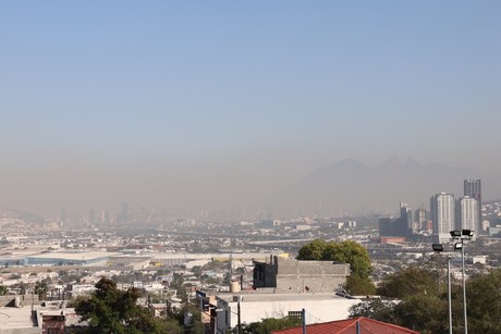 Alerta Medio Ambiente por mala calidad del aire en Monterrey