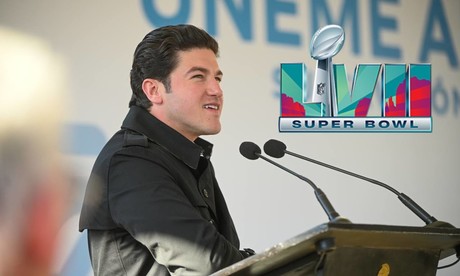 Samuel García recibe invitación al Super Bowl LVII