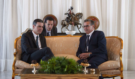 Firman España y Marruecos acuerdos de migración y negocios