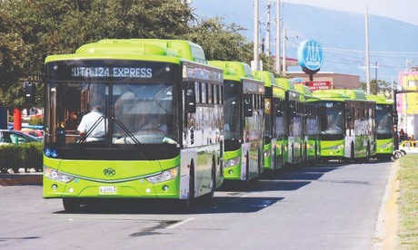 Faltan en Nuevo León choferes de camiones urbanos