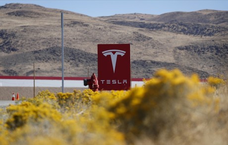 Publica Tesla primera vacante para Gigafactory en NL
