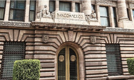 Destacan solidez de banca mexicana; no corre riesgo