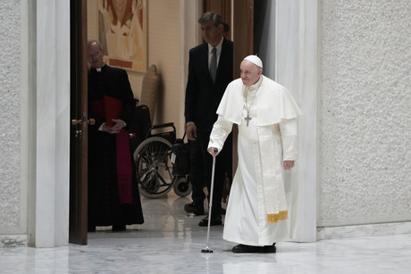Papa Francisco podría ser dado de alta este sábado