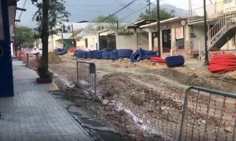 Vecinos de San Pedro evidencian 'cero' avance en obras