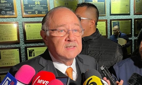 Impugna Navarro ante CNDH acuerdo de órgano estatal