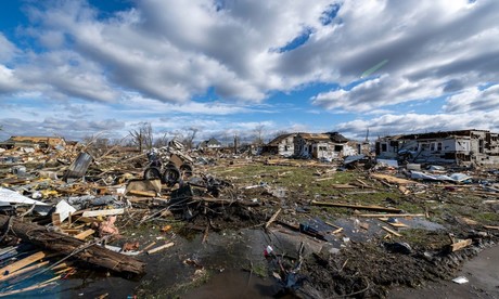 Tornados en Estados Unidos dejan al menos 21 muertos